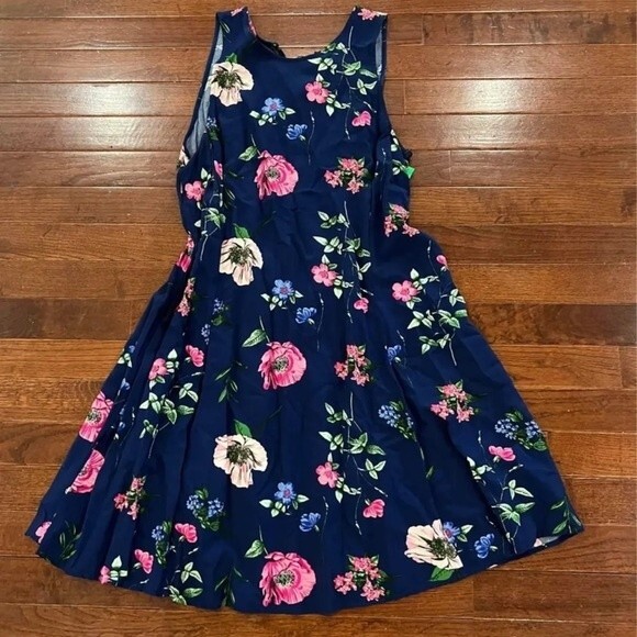 Old Navy navy blue and pink floral shift dress size medium - Picture 2 of 5